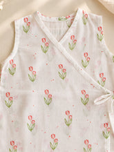 Load image into Gallery viewer, Block Printed Muslin Jablas for Newborns | Pink Floral and Heart