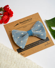 Load image into Gallery viewer, A beautiful picture of Vintage Lace Bows | Hair Clips | Infant and Kids, hair accessories