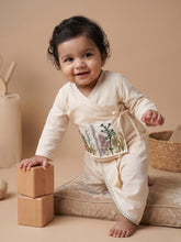 Load image into Gallery viewer, Jamna Set for Newborn Boys | Chanderi Silk | Off White