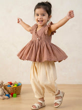 Load image into Gallery viewer, Flutter Sleeve Top and Golden Stripe Balloon Pant Set