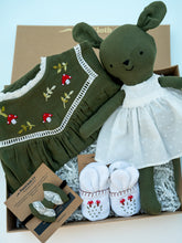 Load image into Gallery viewer, Olive the Bunny Newborn Baby Gift Set