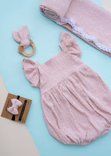 Load image into Gallery viewer, Organic Cotton Baby Romper for Girls - Pink Heart