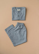 Load image into Gallery viewer, Beautiful cotton pajamas set kept upon a peach background.