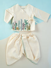 Load image into Gallery viewer, Jamna Set for Newborn Boys | Chanderi Silk | Off White
